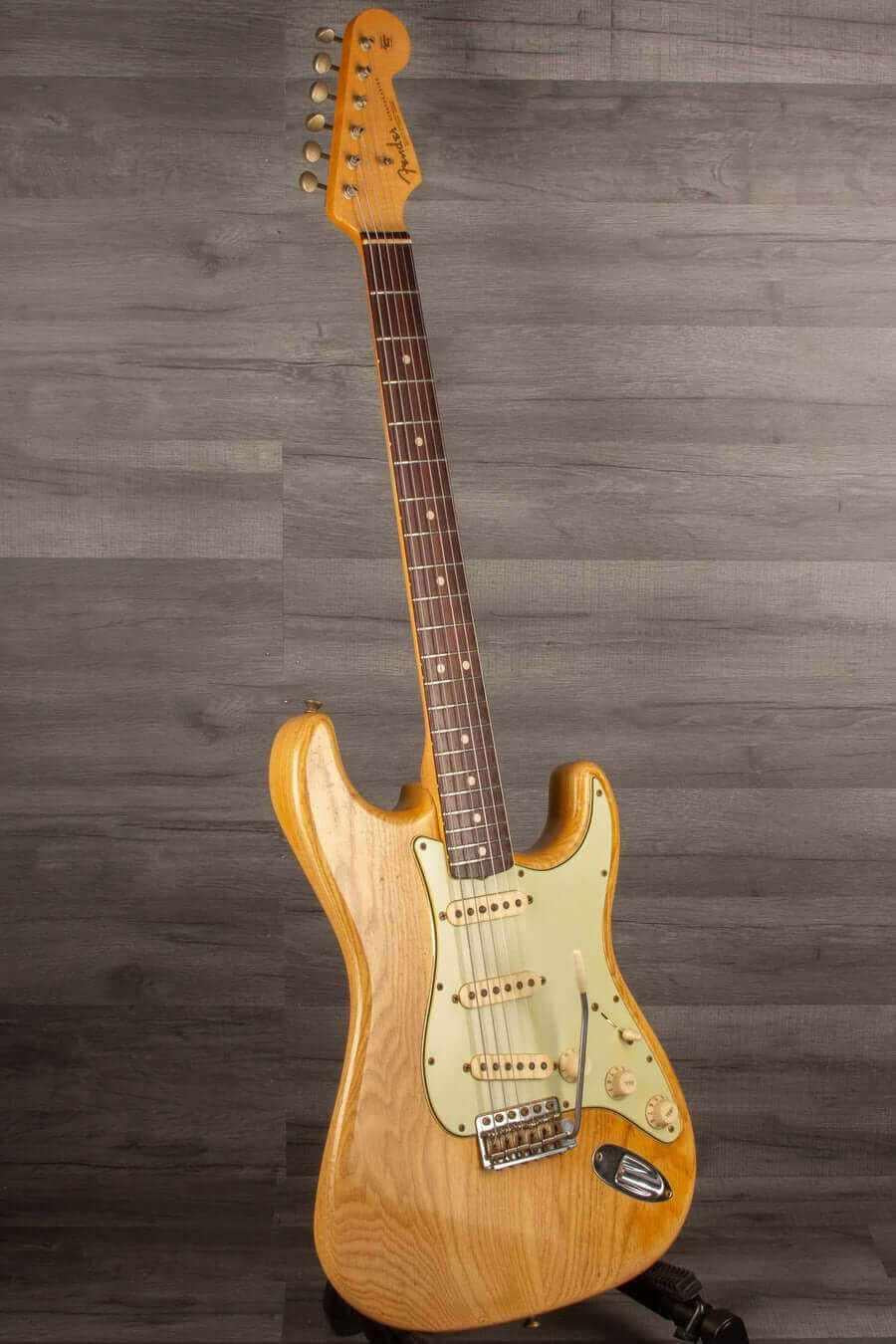USED - Fender Custom Shop '63 Stratocaster Aged Relic Natural Ash