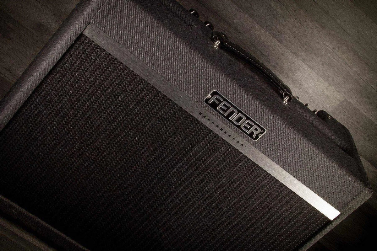 Fender Guitar Amplifier - Bassbreaker 18/30 2X12 Combo