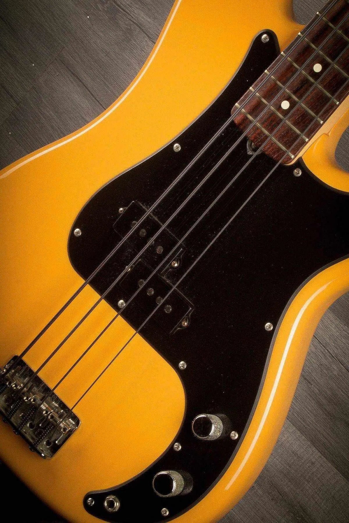 USED - American Fender Precision Bass Butterscotch - 2006