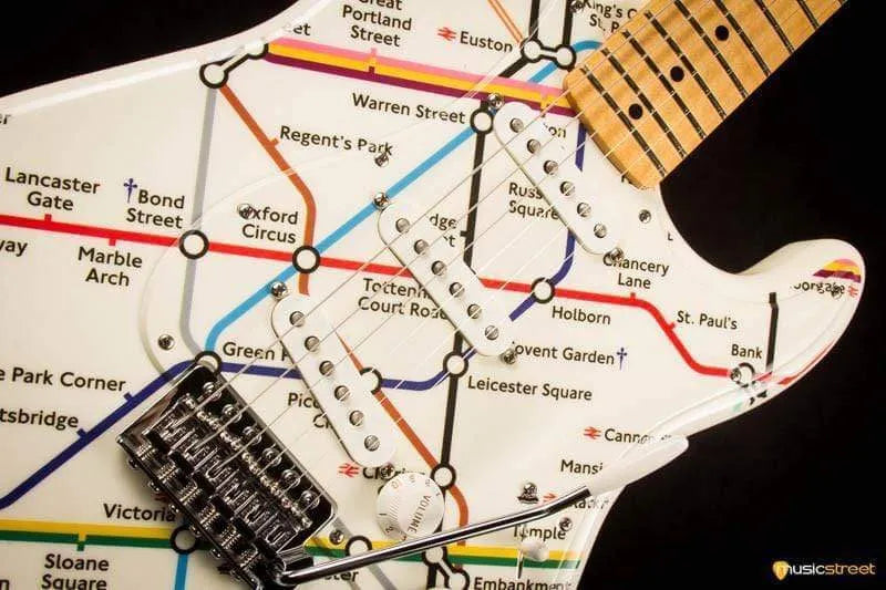 USED - Fender Stratocaster Made In Mexico - Limited Edition London Underground Map