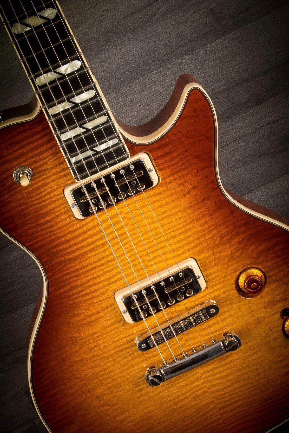 Godin Summit Classic Supreme Limited Cognac Burst Flame Top