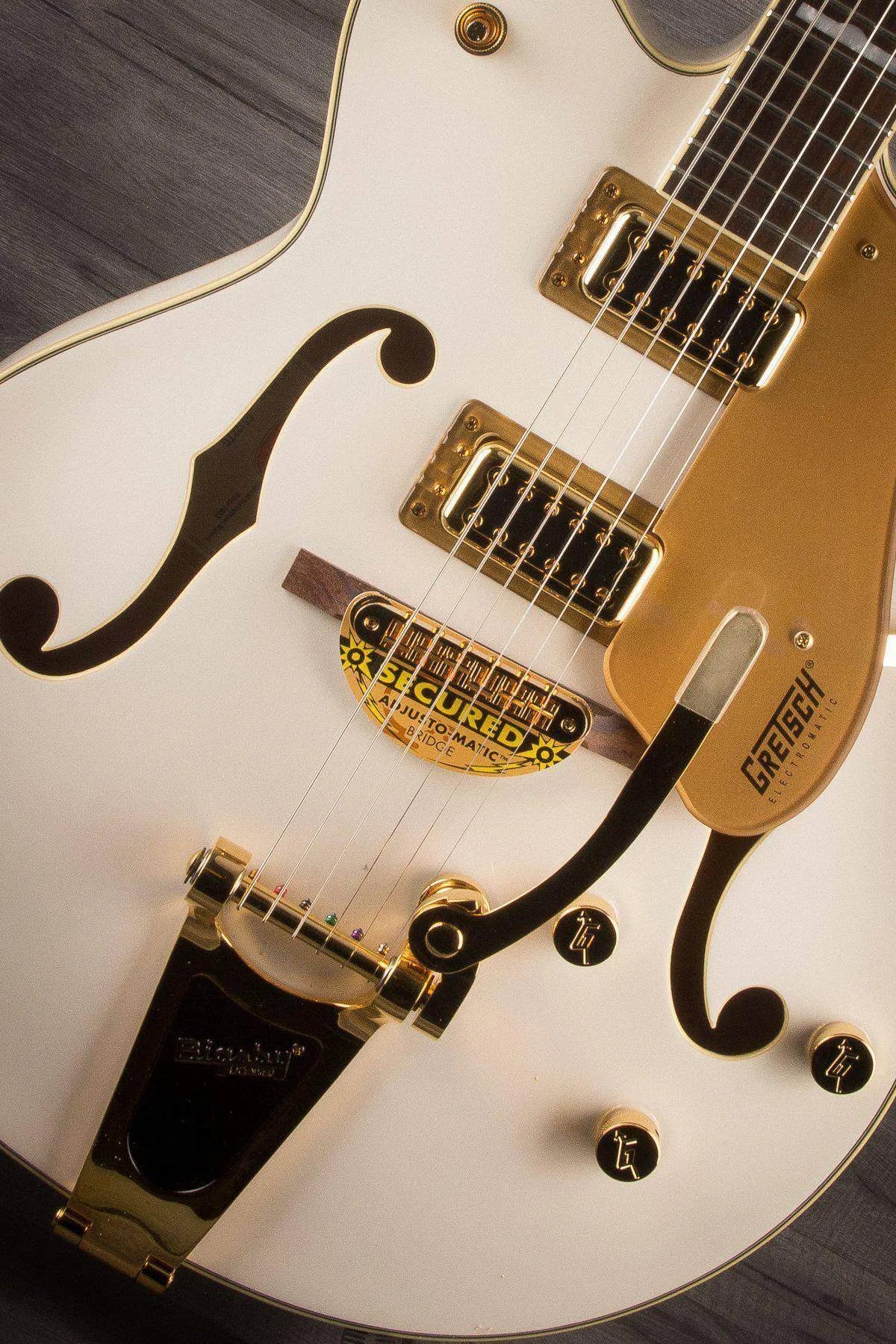 Gretsch G5422TG Snowcrest White Electric Guitar