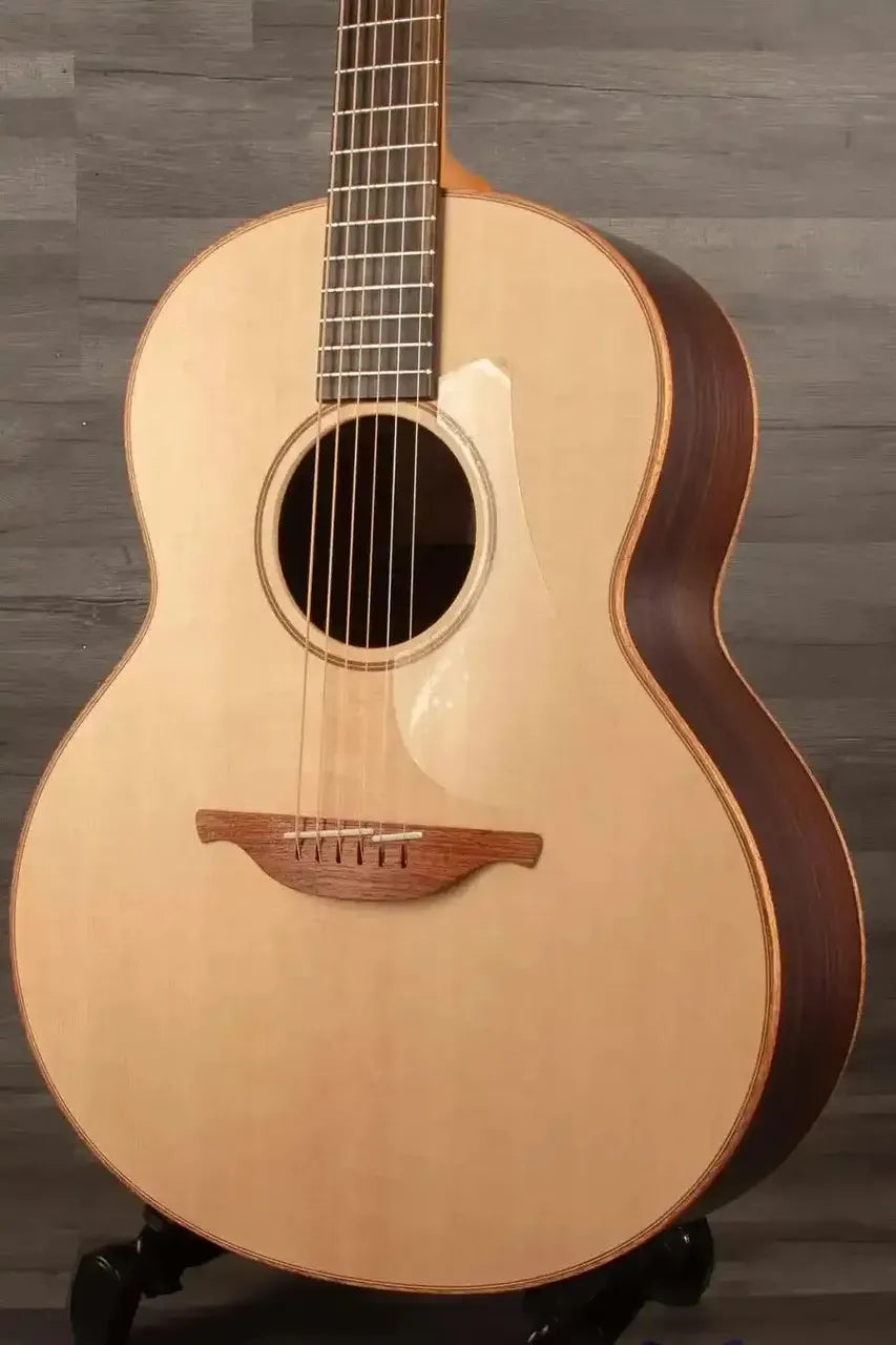 Lowden F-12 Acoustic Guitar Original series - MusicStreet