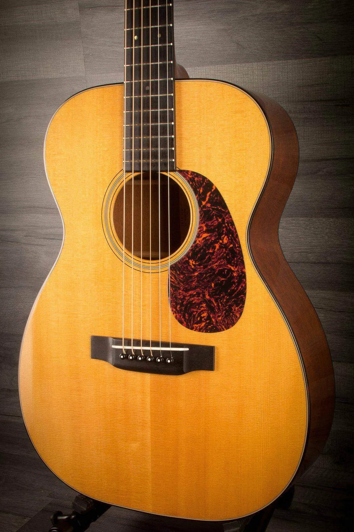 USED - Martin 0018V Acoustic