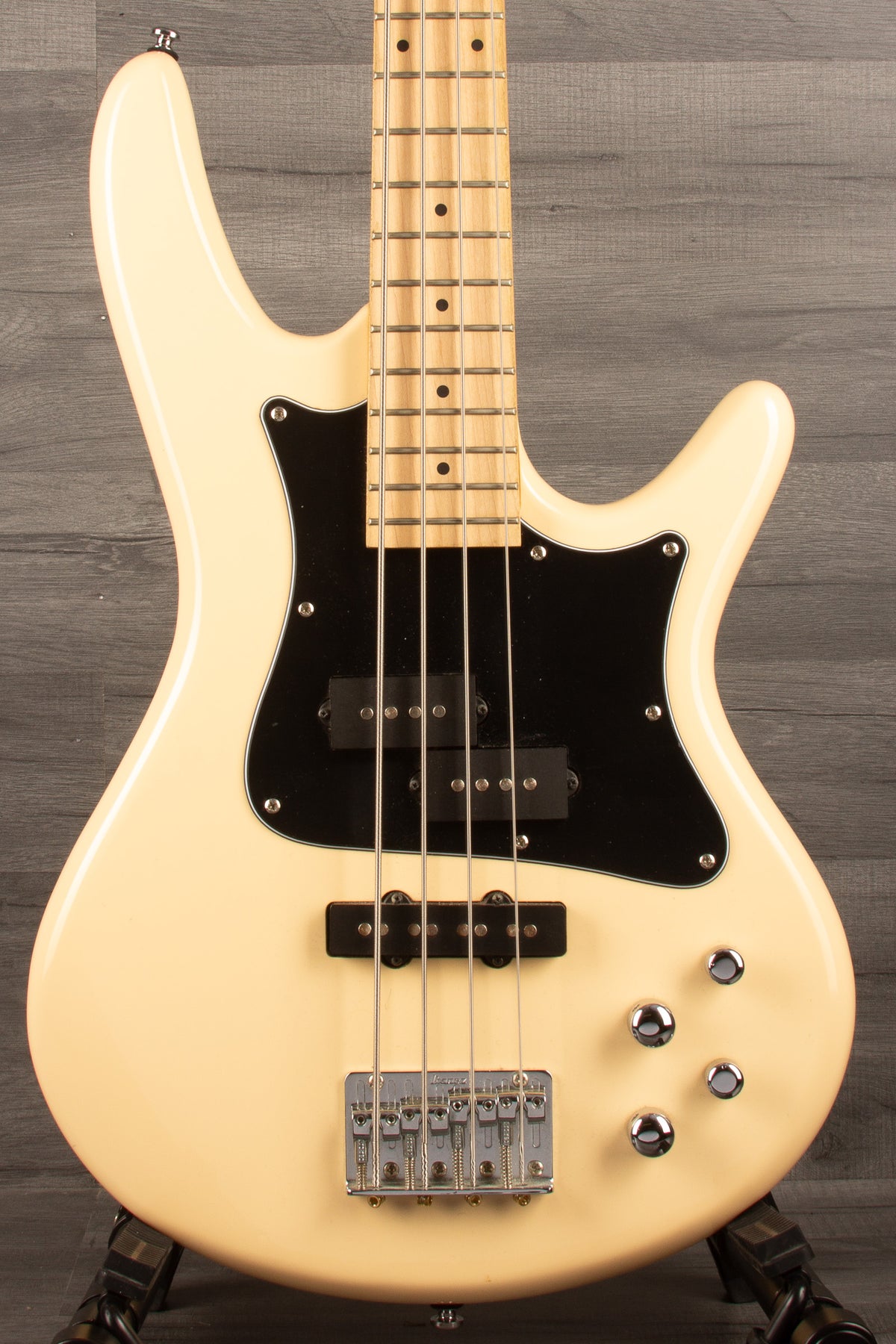 USED - Ibanez SRMD200K-VWH 4 String Bass Guitar in Vintage White - MusicStreet