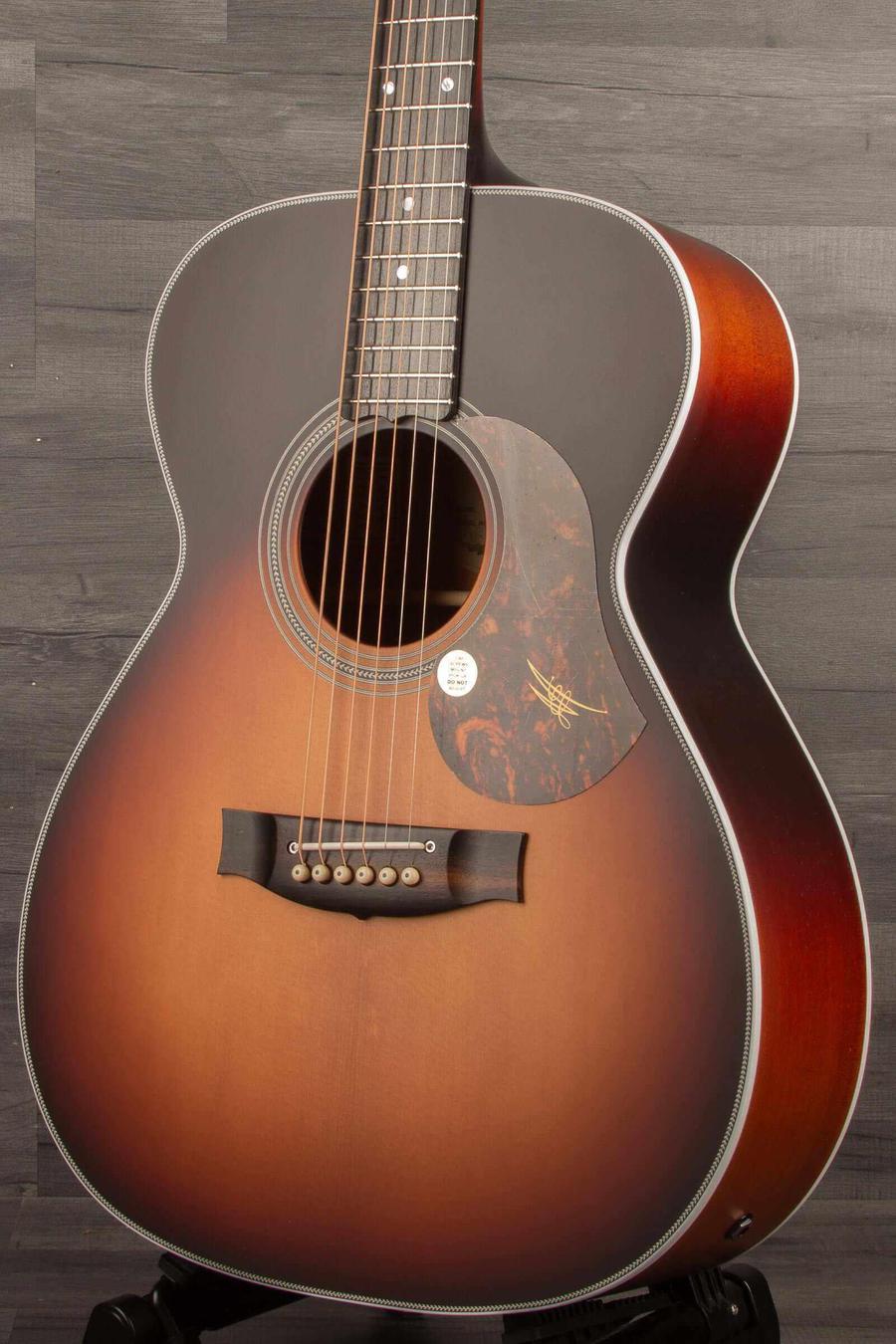 Maton Troubadour Traditional Acoustic Guitar With AP5 Pro Pickup System - Sunburst