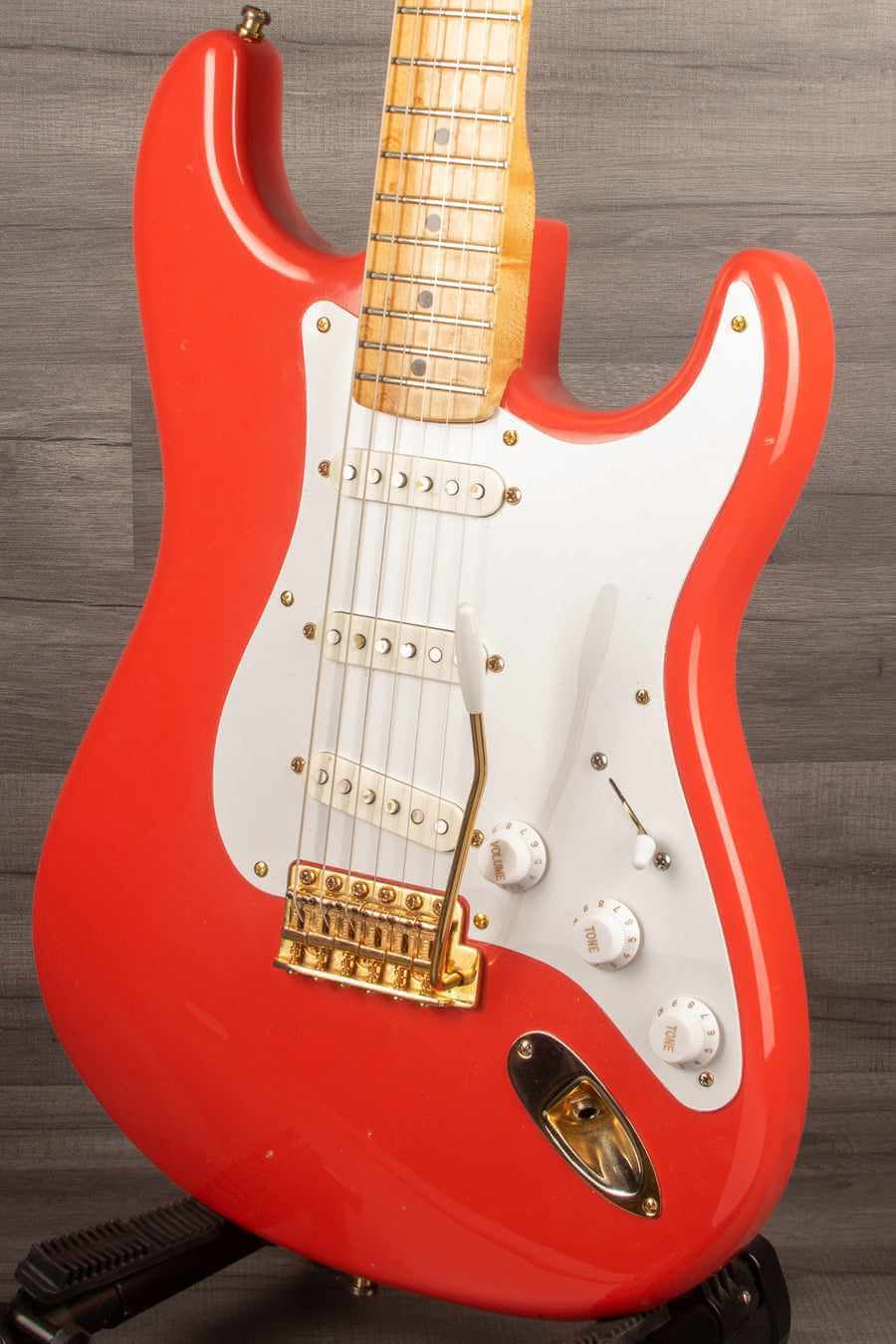 USED - Fender Custom '56 NOS Fiesta Red Stratocaster Electric Guitar s#R88311