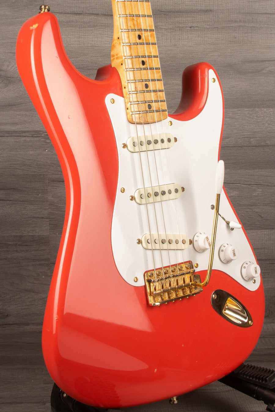 USED - Fender Custom '56 NOS Fiesta Red Stratocaster Electric Guitar s#R88311