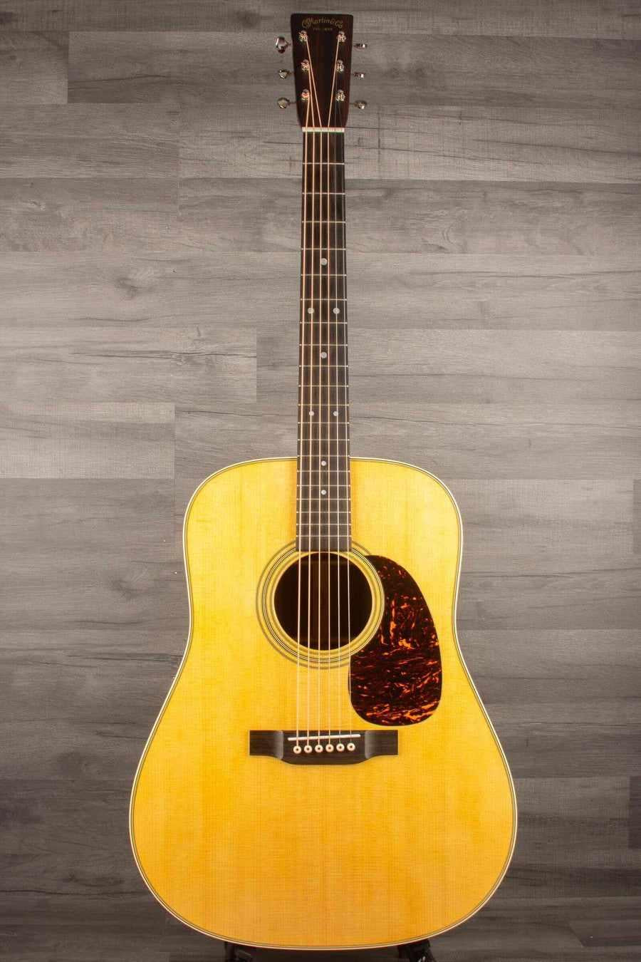 USED - Martin D-28 Acoustic guitar (2022)