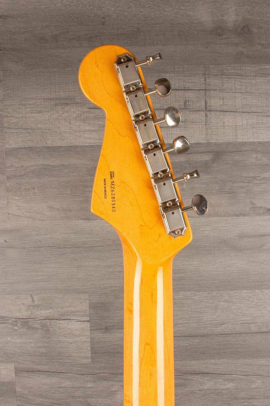 USED - Fender 2006 Classic series 60's Stratocaster, Lake Placid Blue (with noiseless pickups) - MusicStreet