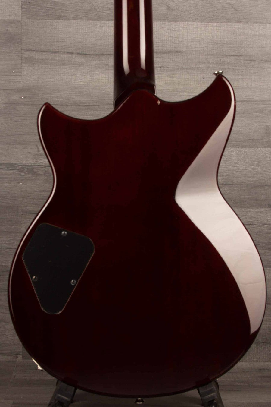 Back view of USED - Yamaha RS502T FMX guitar showcasing its mahogany body and sleek finish.