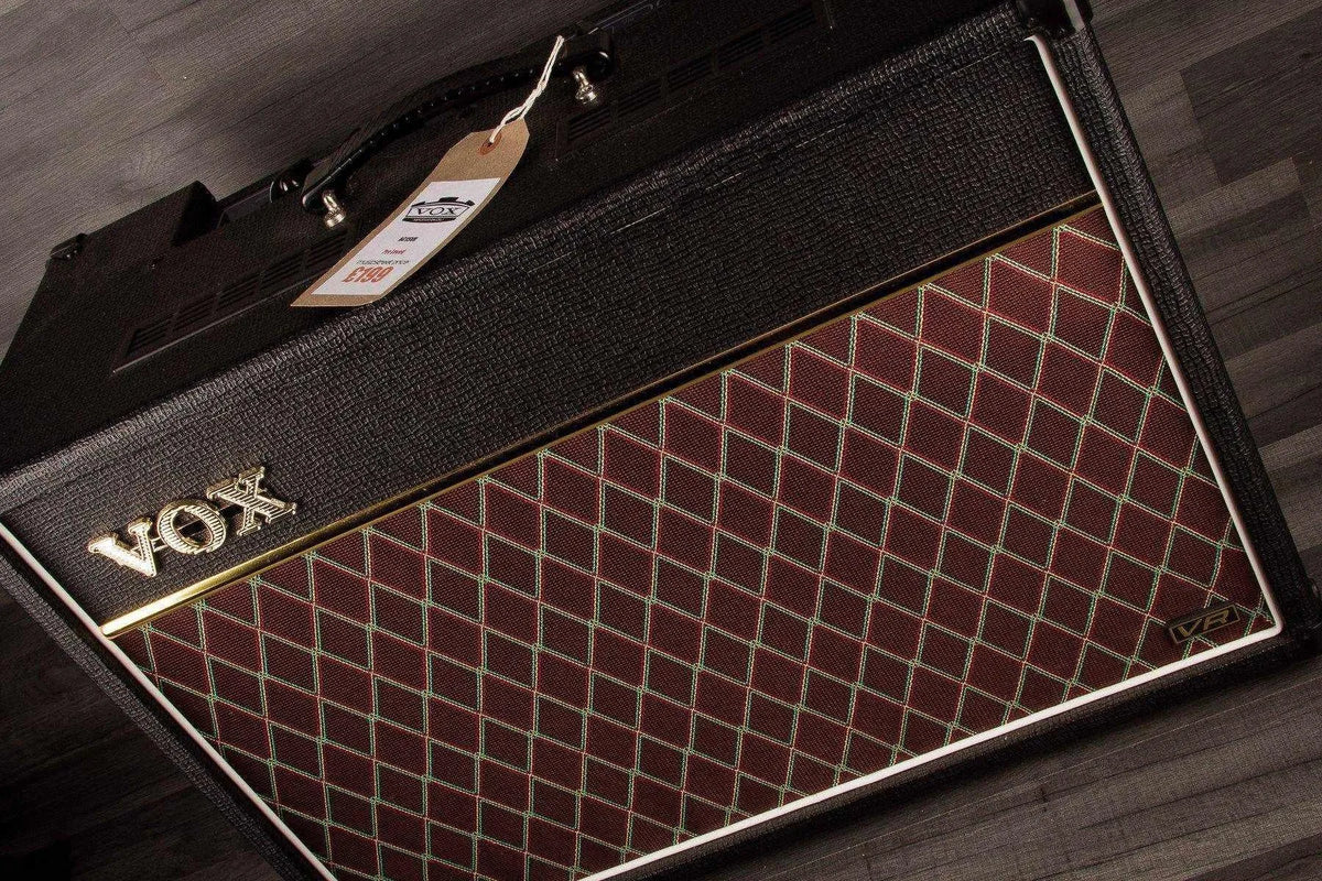 USED - Vox AC15VR 15 Watt Valve Reactor Combo