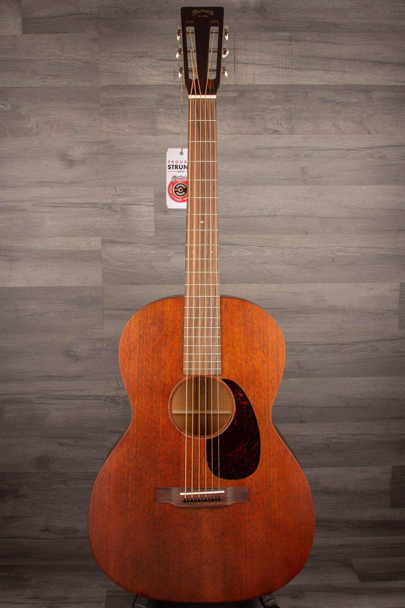 Martin 00015SM Acoustic guitar