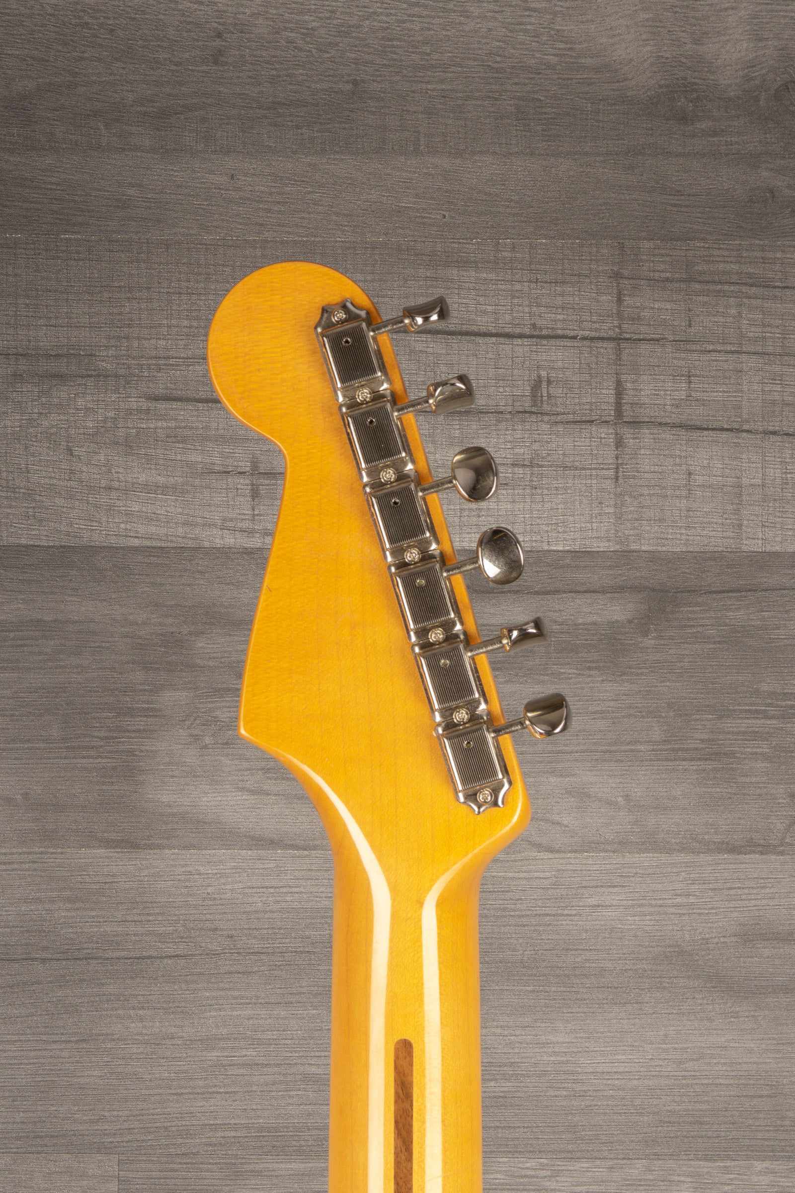 Eric Johnson Stratocaster®, Maple Fingerboard, 2-Color Sunburst