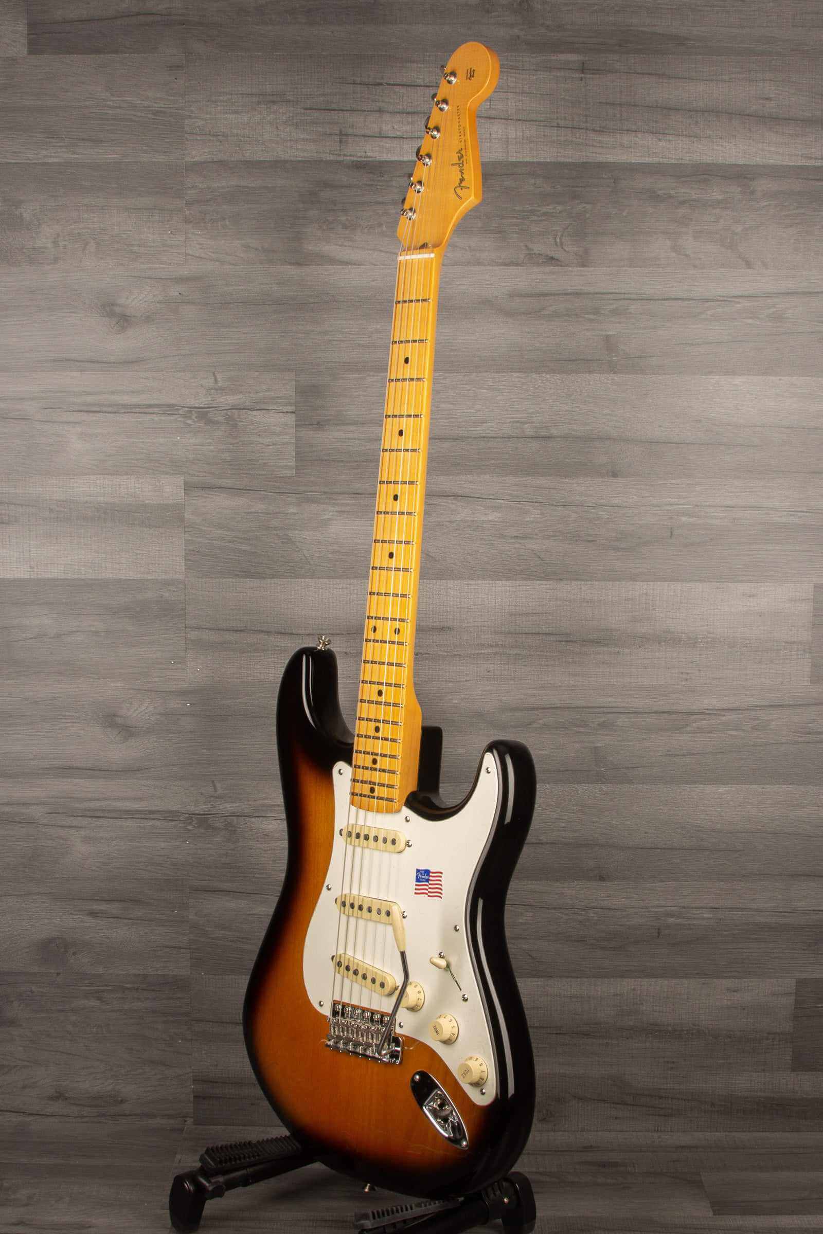 Eric Johnson Stratocaster®, Maple Fingerboard, 2-Color Sunburst