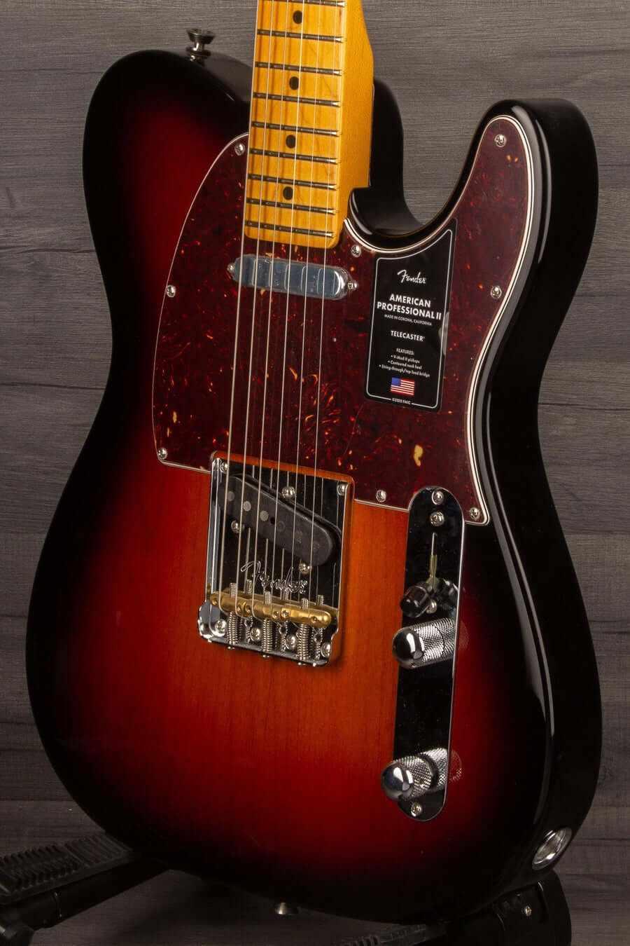 Fender American Professional II Telecaster - 3 tone sunburst