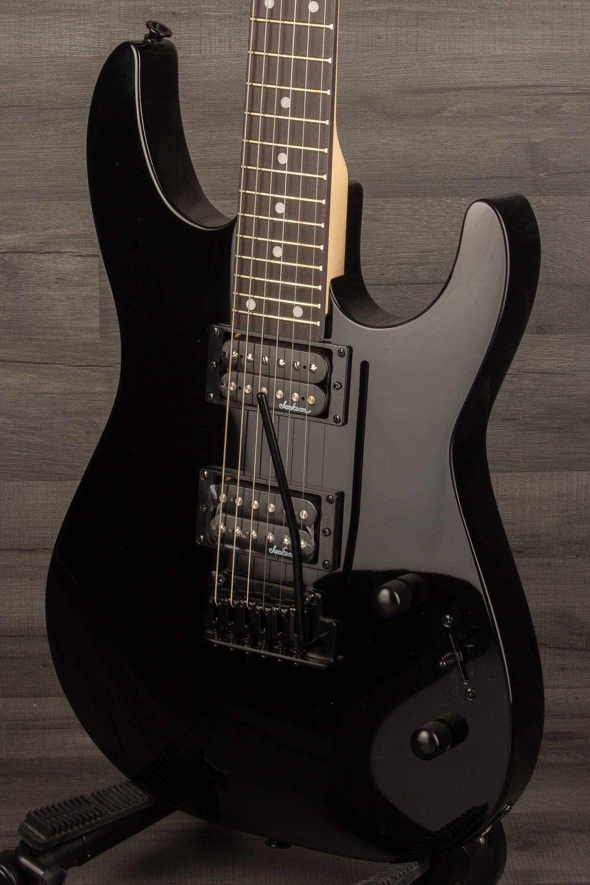 Jackson JS Series Dinky™ JS12 Electric Guitar, Amaranth Fingerboard - Black