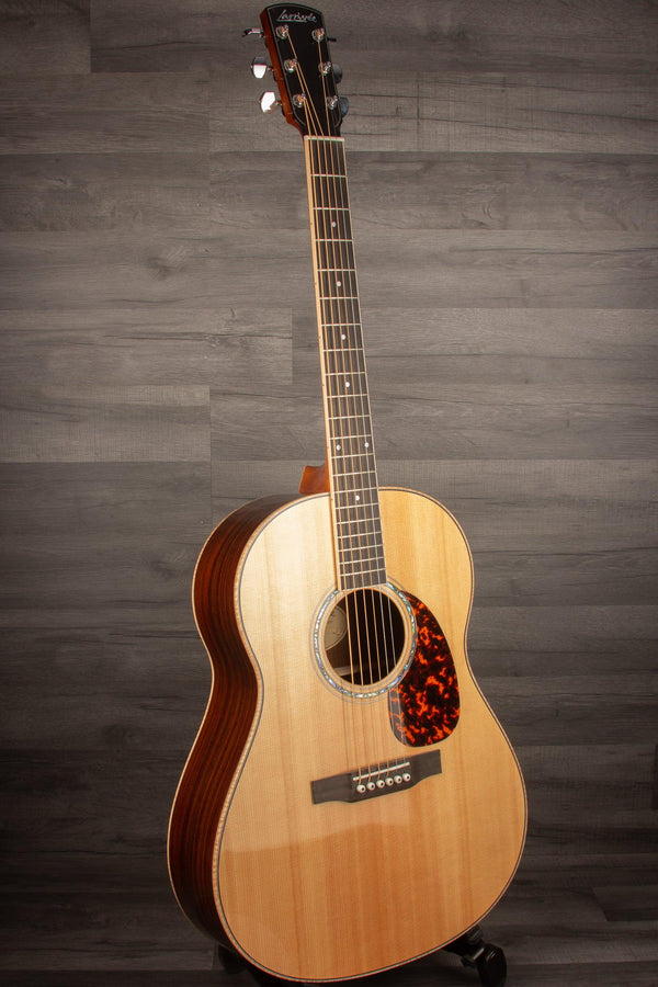 Larrivee L-09 - MusicStreet
