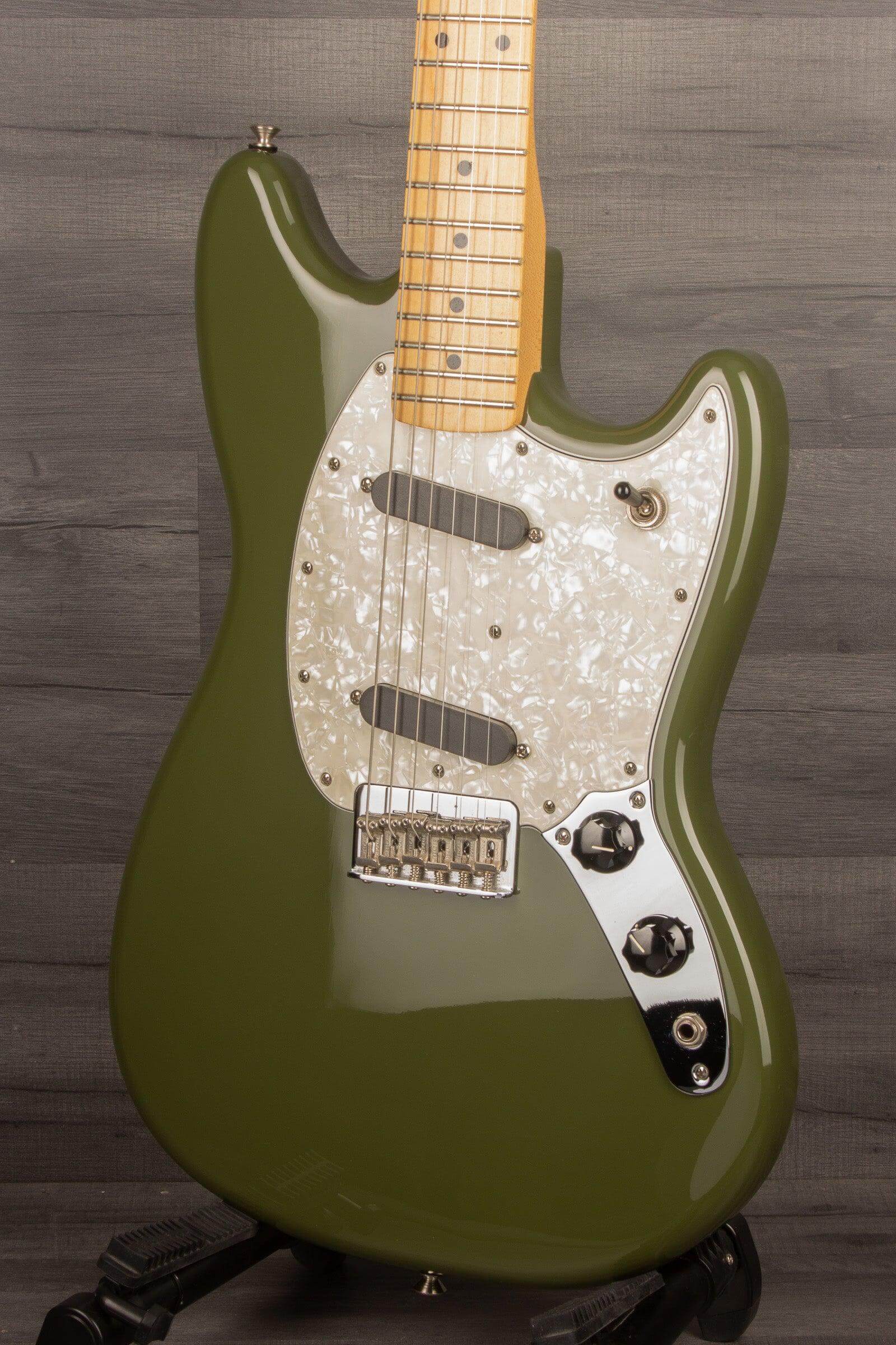 USED - Fender Mustang Olive Green