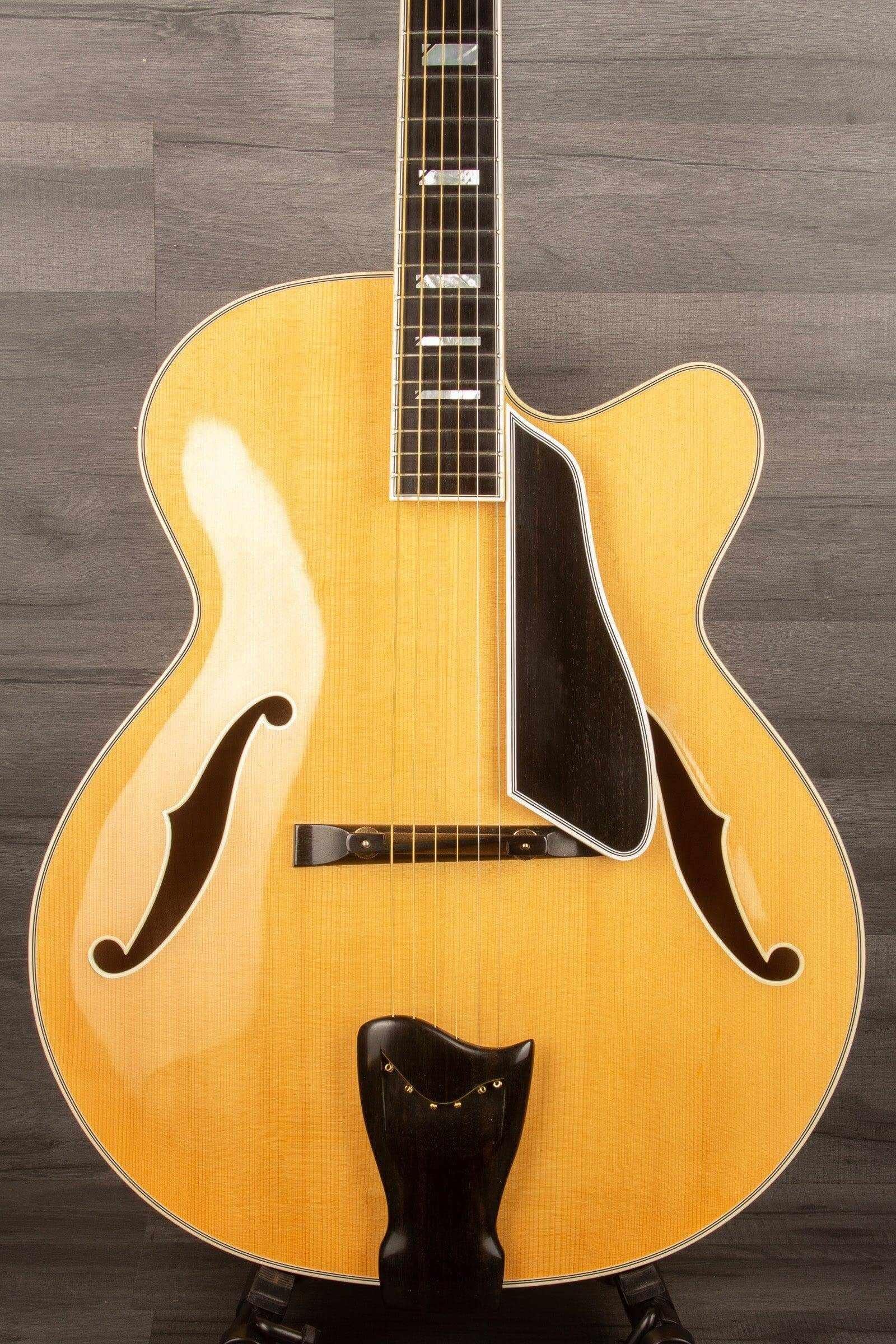 USED - Fender USA Custom Shop D'Aquisto Ultra by Stephen Stern 2001 Natural