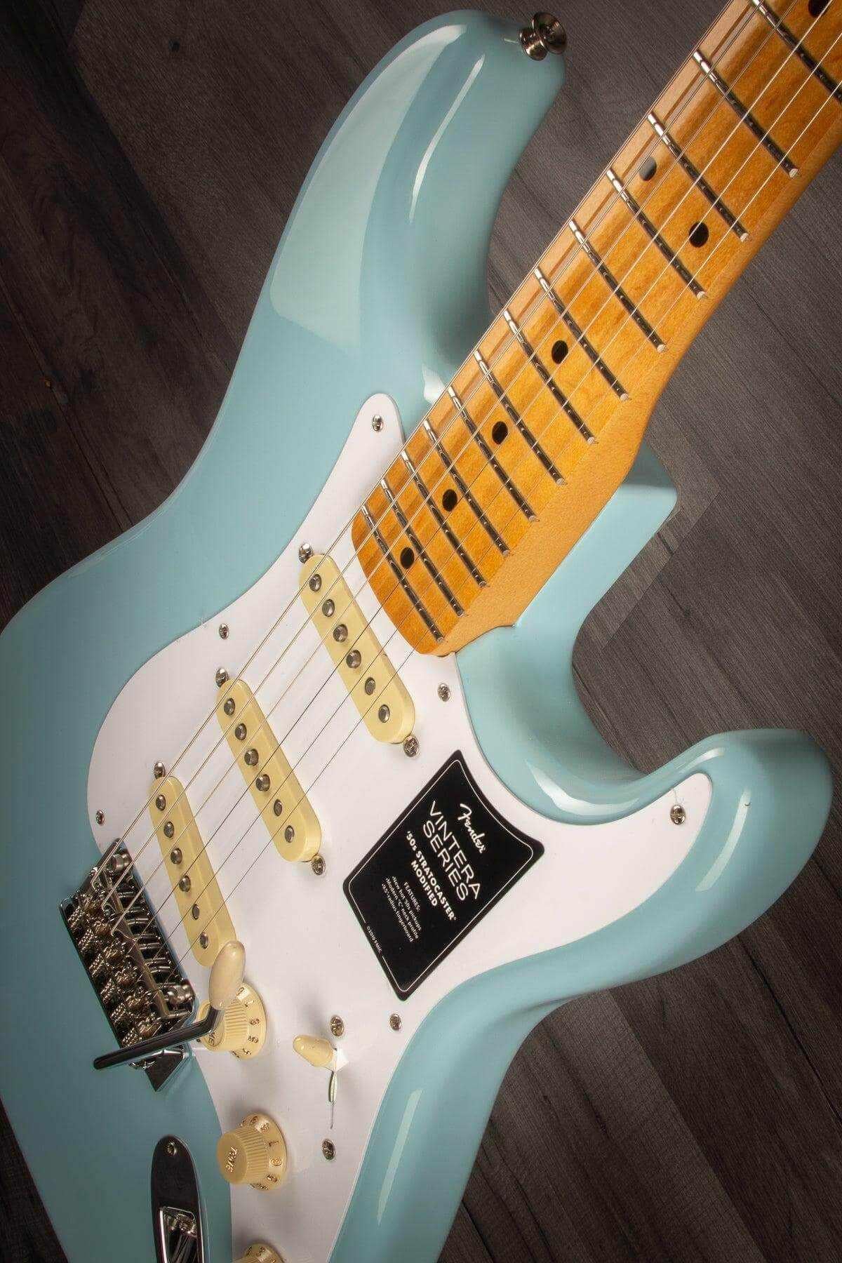 Fender Vintera 50s Stratocaster Modified Daphne Blue