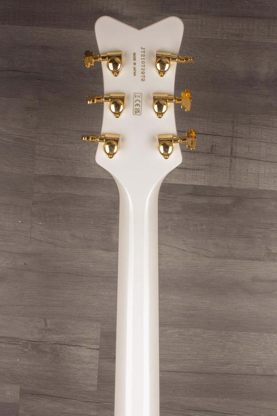 Gretsch G6136TG Players Edition Falcon™ Hollow Body Electric Guitar - White, String-Thru Bigsby®, Gold Hardware, Ebony Fingerboard