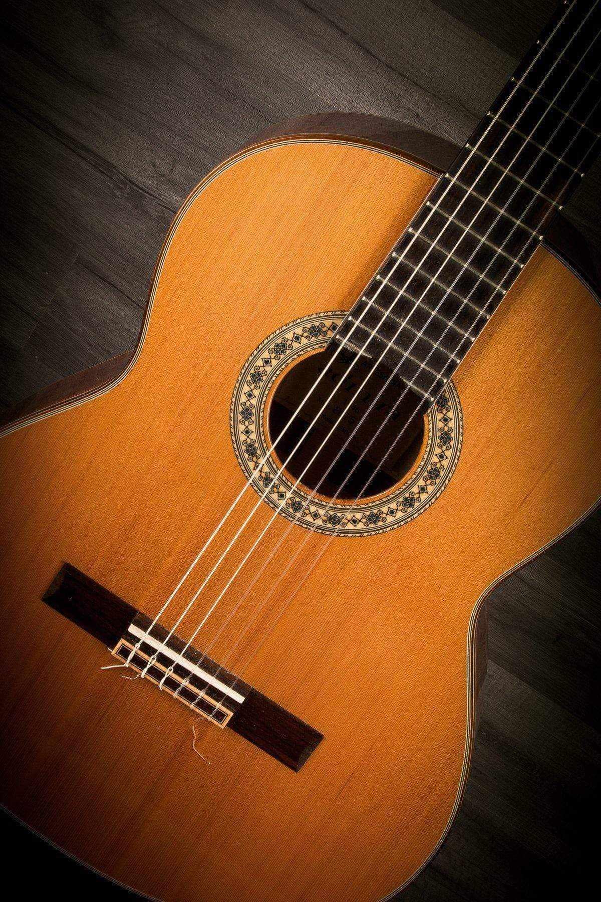 USED - Admira A15