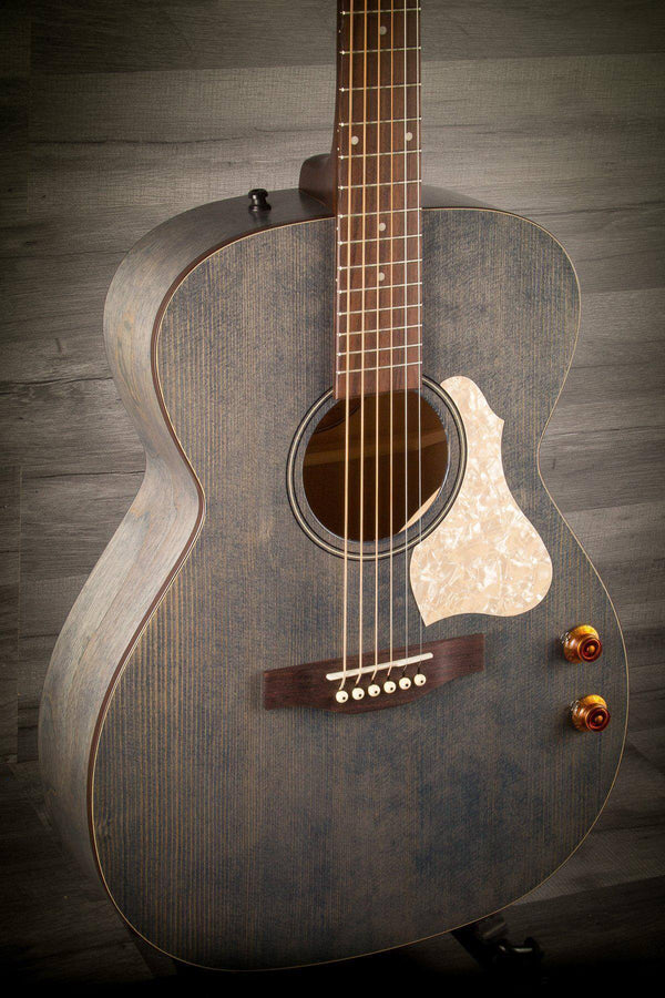 Art & Lutherie Acoustic Guitar Art & Lutherie Legacy Denim Blue Q-Discrete