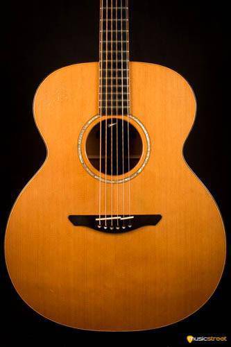USED - Avalon L10 Acoustic Guitar