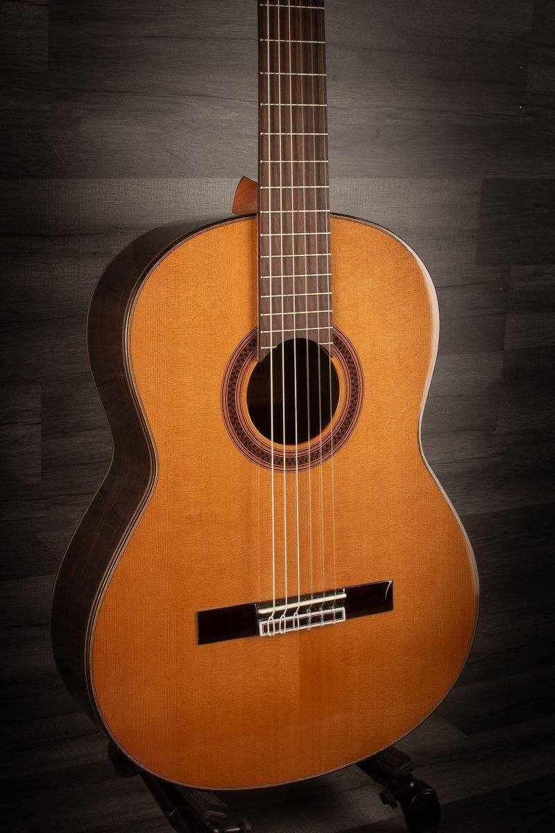 Cordoba C7