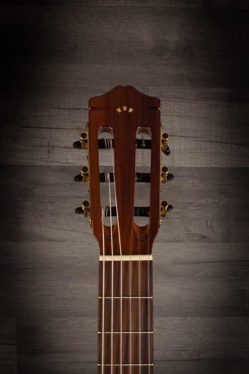 Cordoba C7