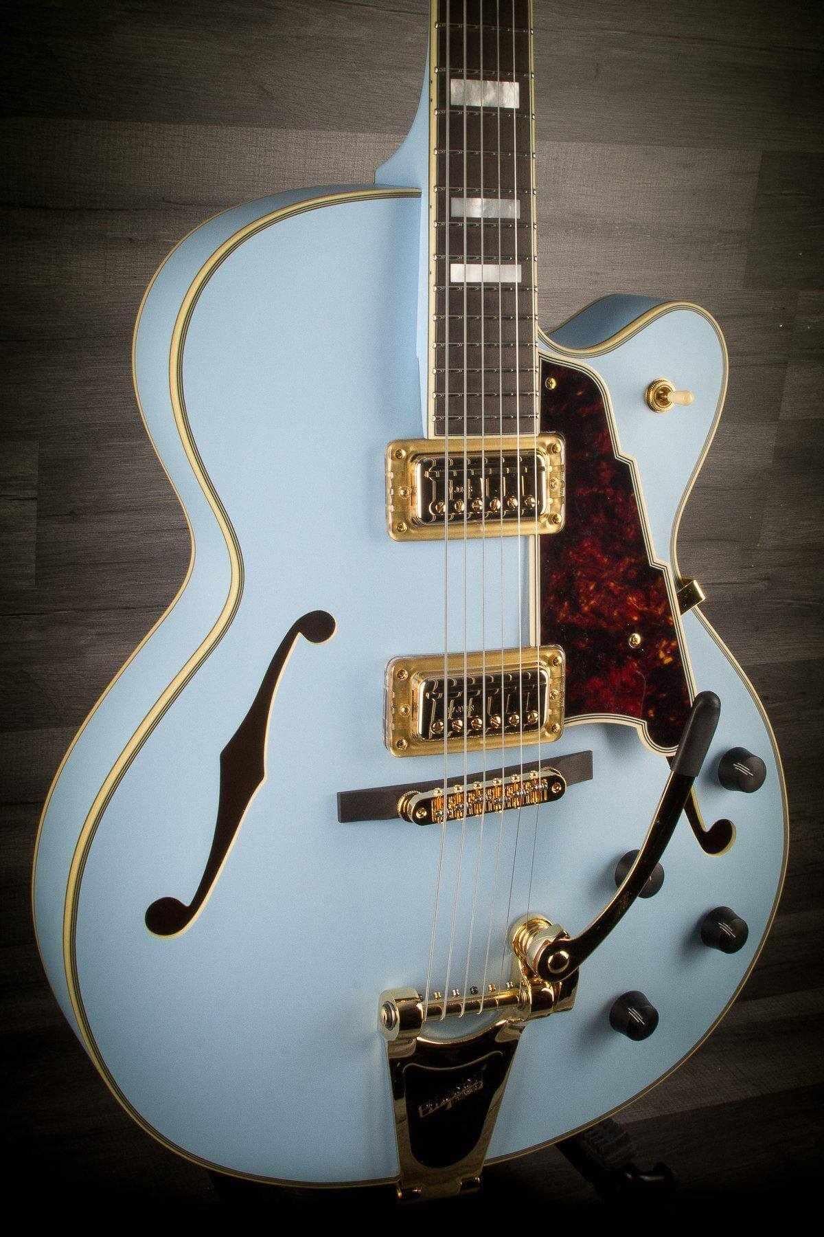 D'Angelico Deluxe 175 - Matte Powder Blue