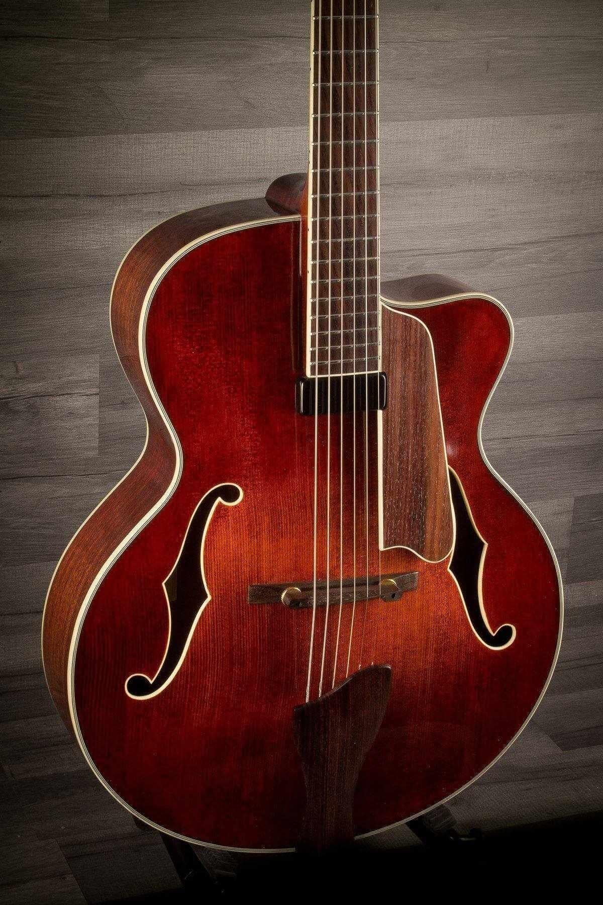 USED - Eastman AR605CE Archtop Guitar