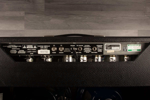 MusicStreet USED - Fender Custom Vibrolux