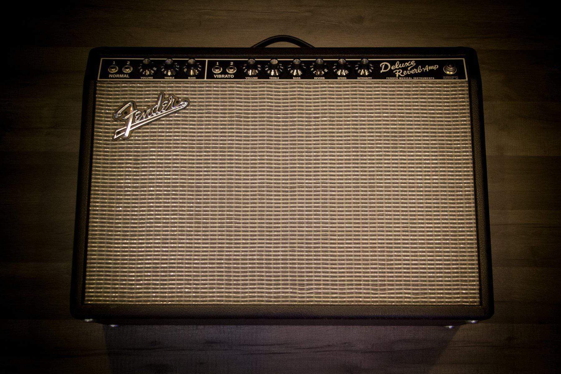 USED - Fender Vintage Reissue '65 Deluxe Reverb 22W Valve Amplifier