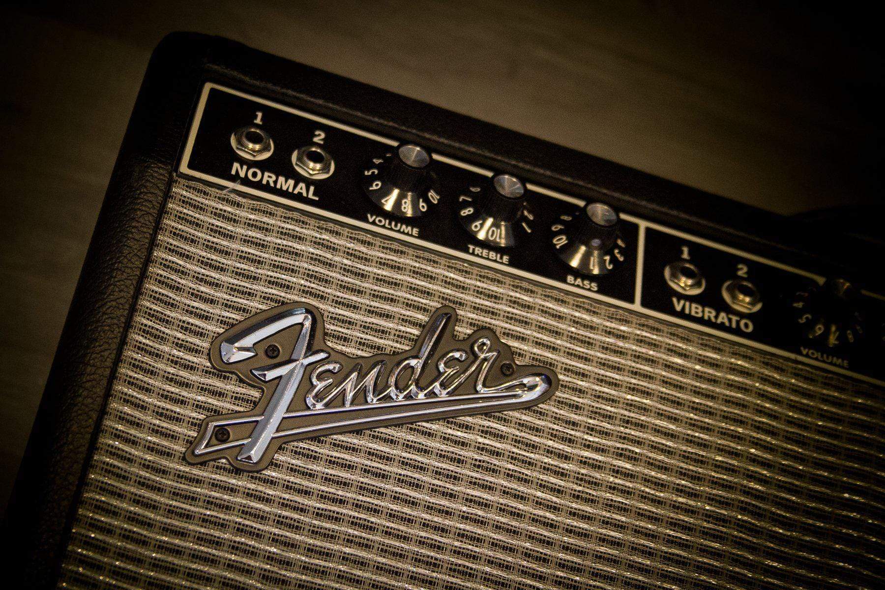USED - Fender Vintage Reissue '65 Deluxe Reverb 22W Valve Amplifier