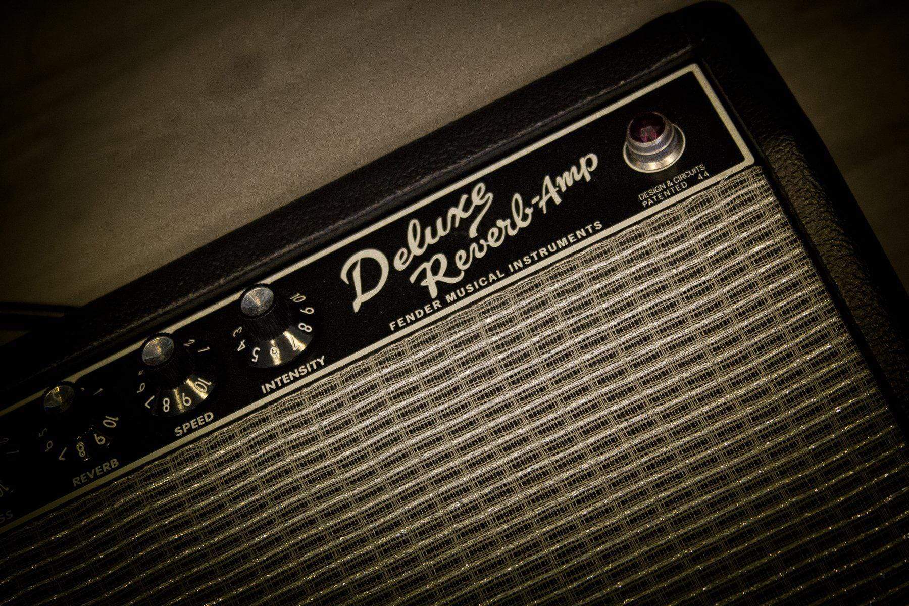 USED - Fender Vintage Reissue '65 Deluxe Reverb 22W Valve Amplifier