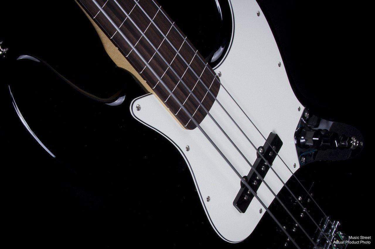 USED - Fender Fretless Jazz Bass