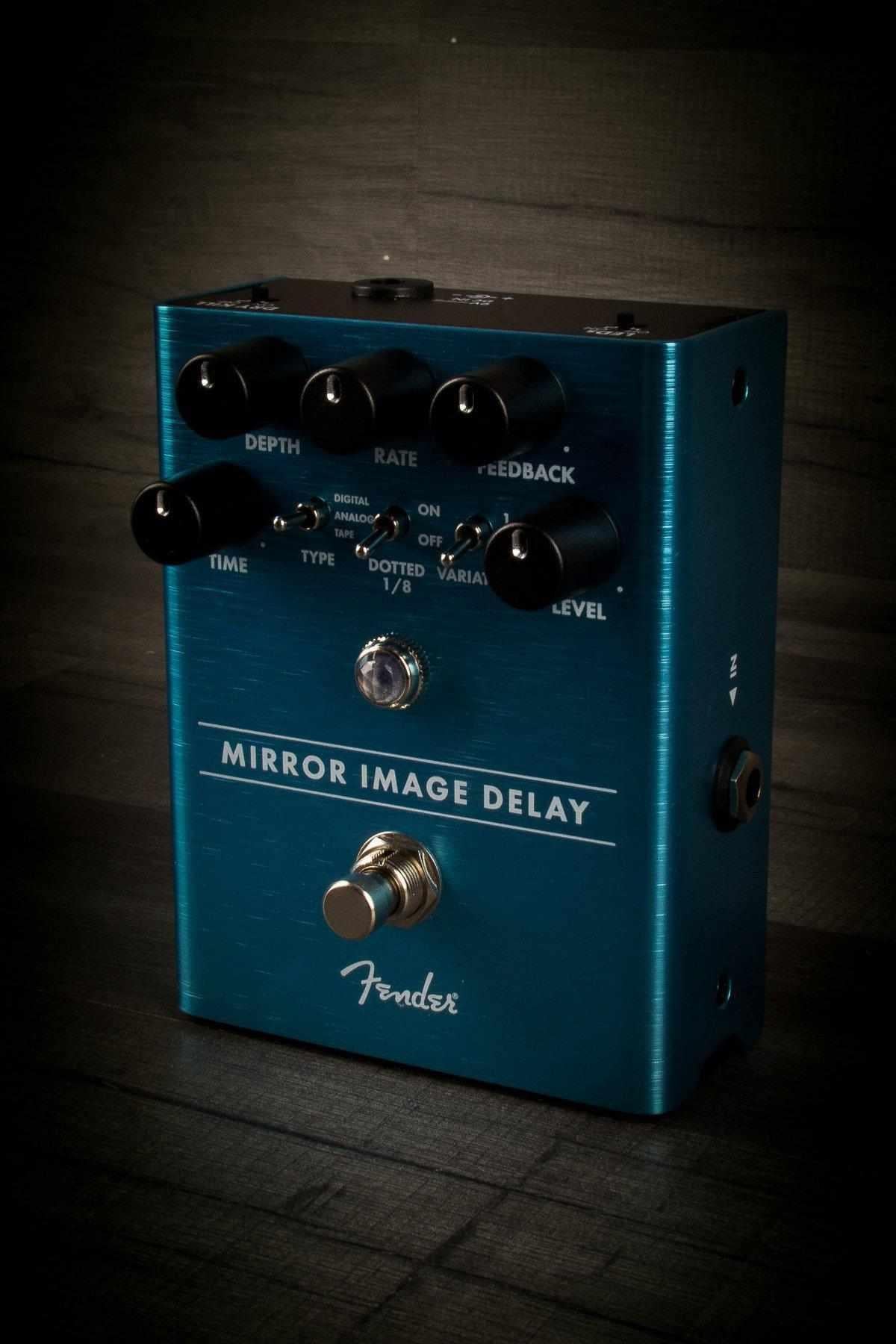 Fender Mirror Image Delay