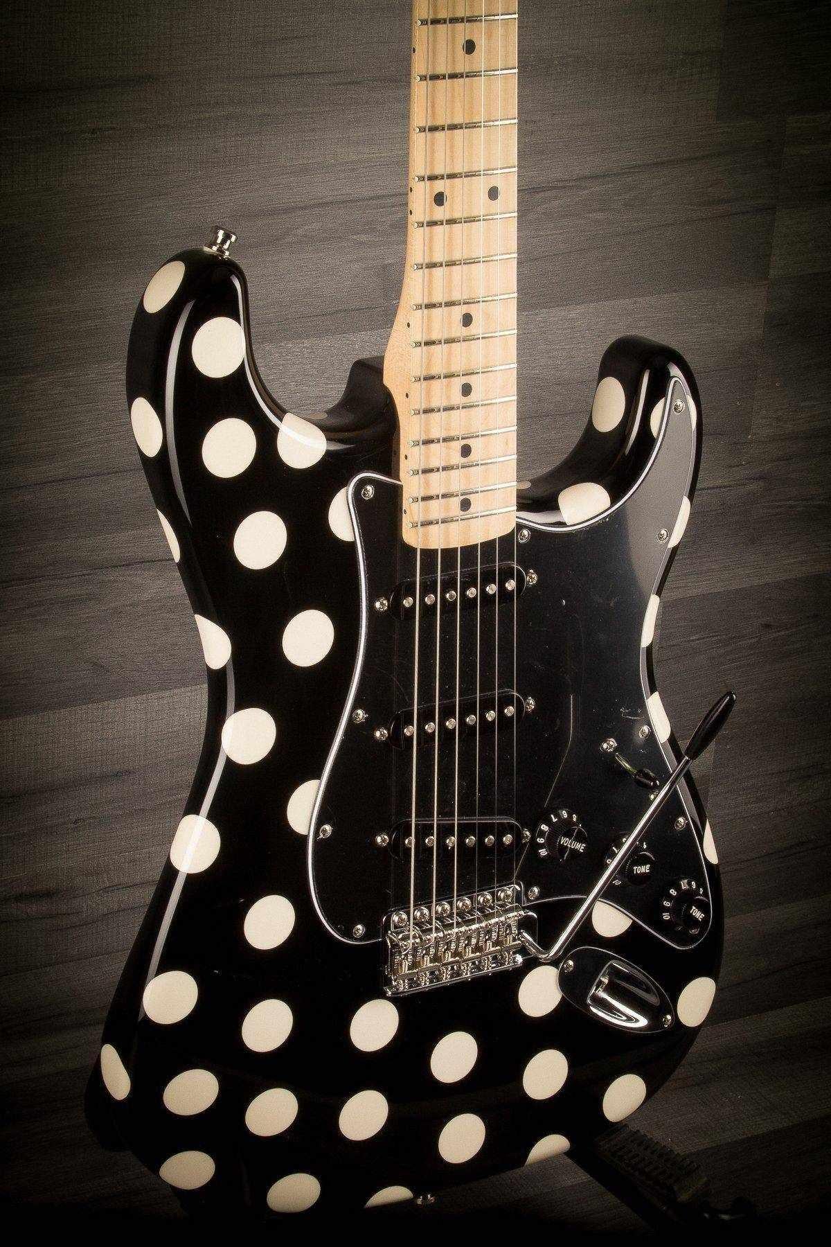 Fender Buddy Guy Polka Dot Stratocaster MN - Black/White Dots