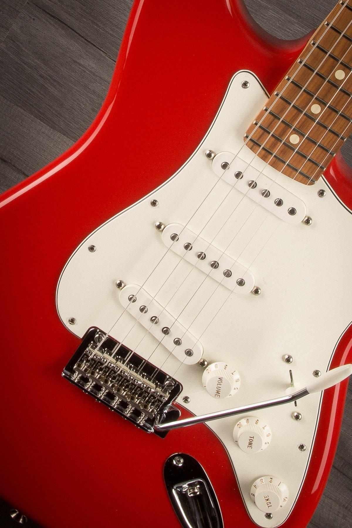 Fender Player Series Stratocaster - Sonic Red