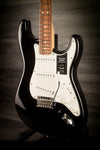 Fender Electric Guitar Fender Player Stratocaster - Black / Pau Ferro