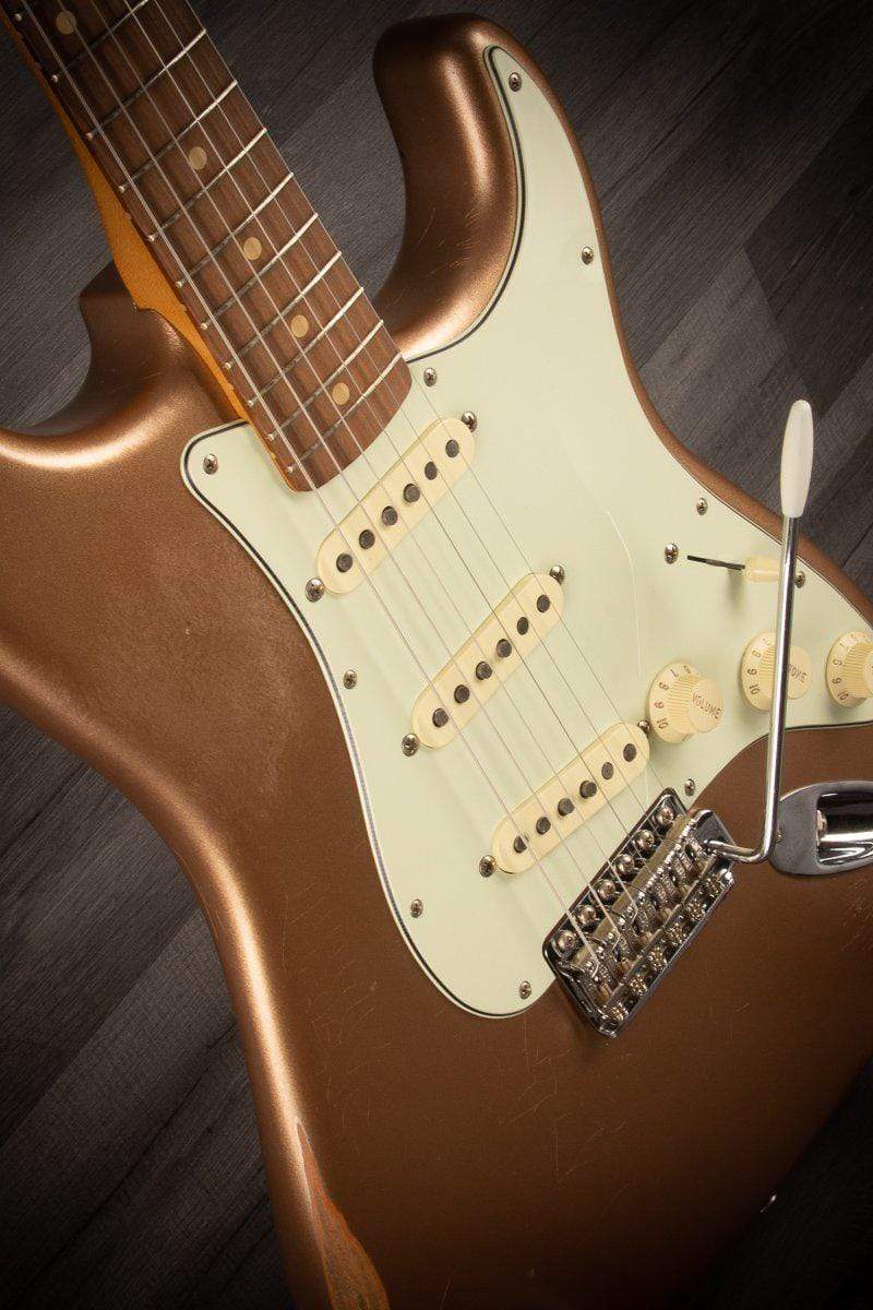 Fender Vintera Road Worn '60s Stratocaster Firemist Gold