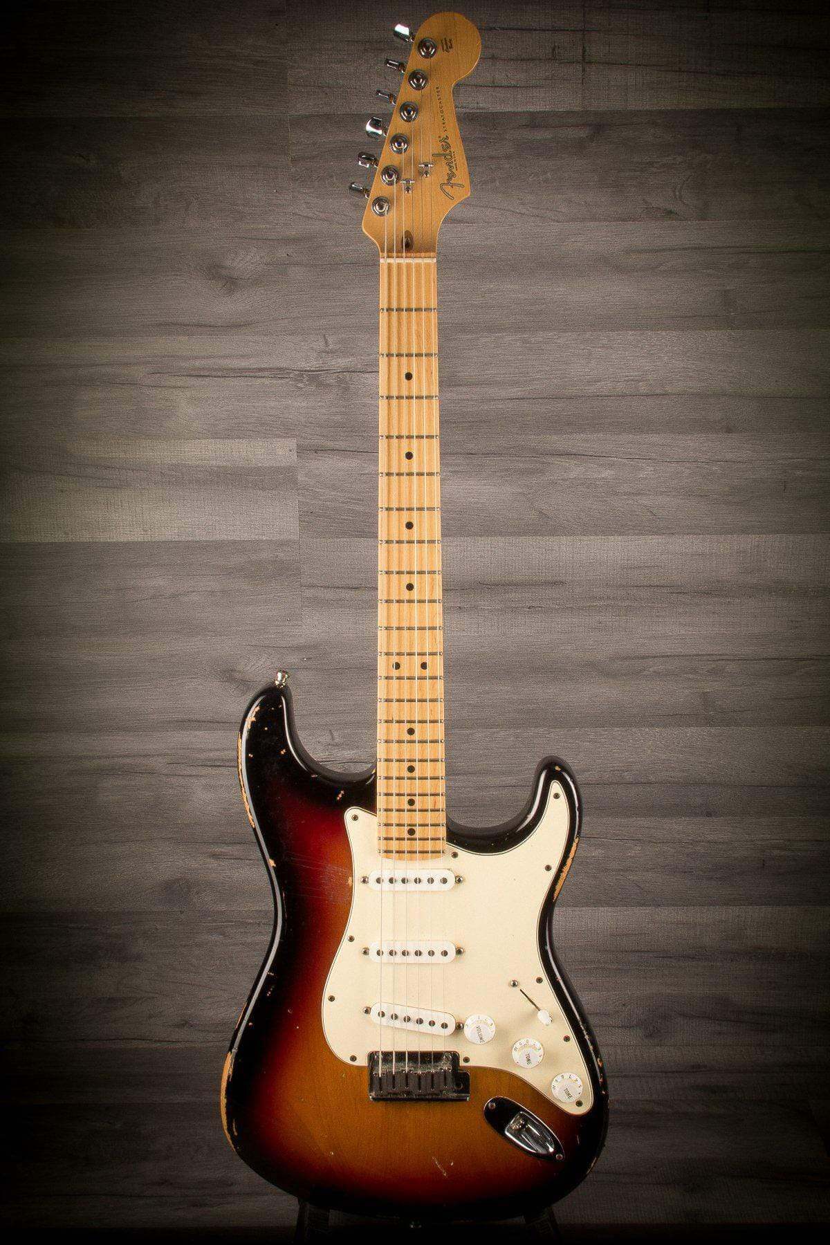 USED - 2004 Fender USA Standard Stratocaster - Sunburst Relic