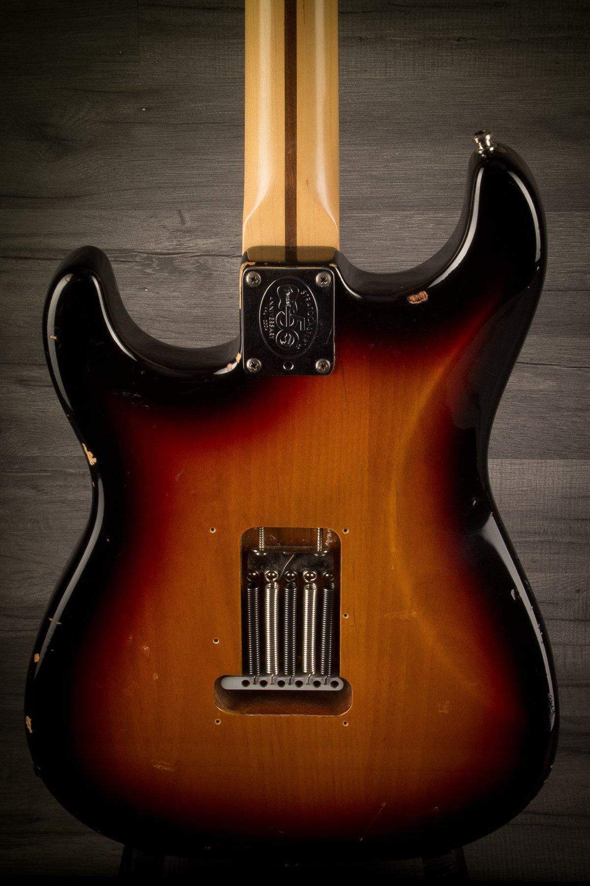 USED - 2004 Fender USA Standard Stratocaster - Sunburst Relic