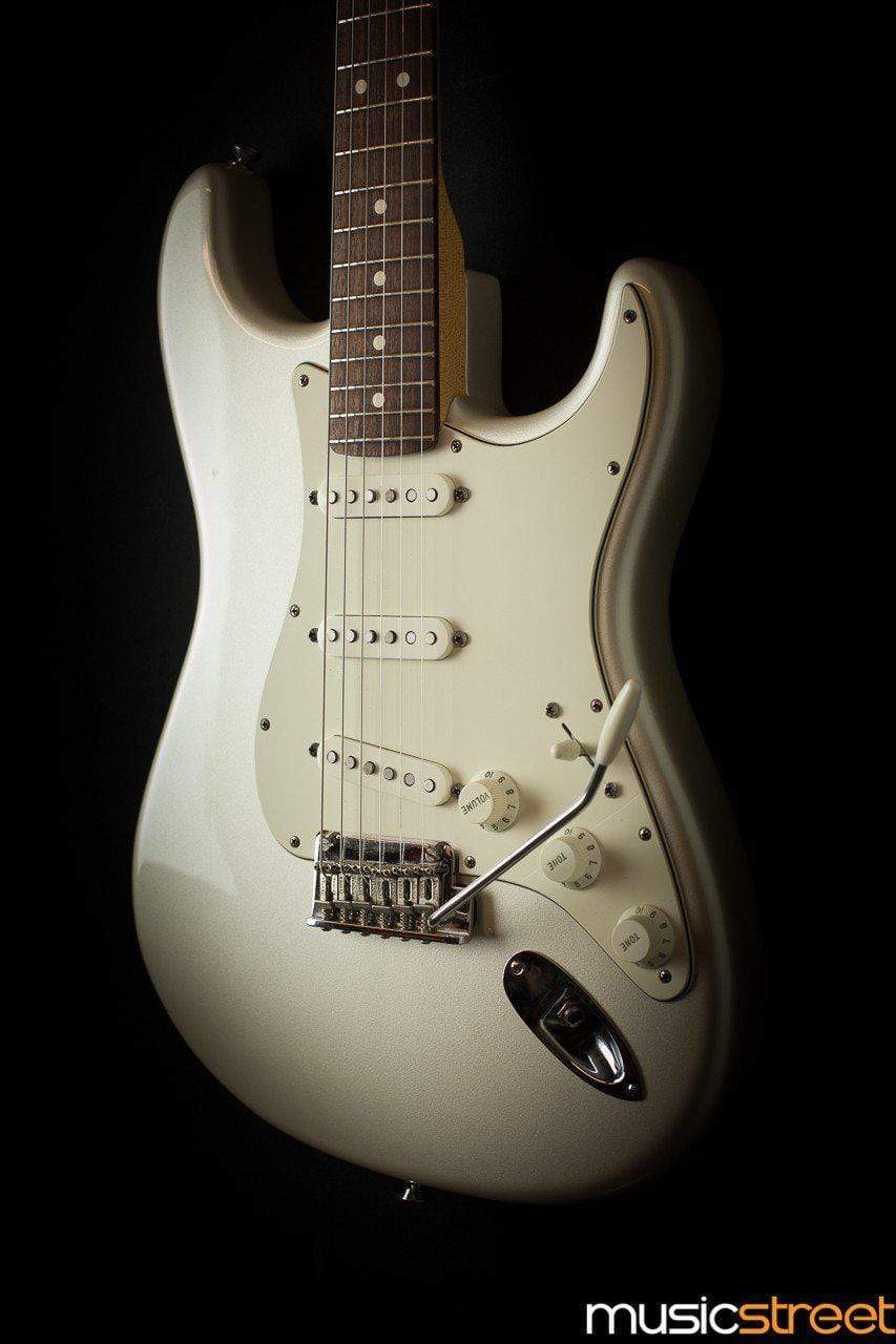 USED 2008 Fender American Standard Stratocaster, Blizard Pearl