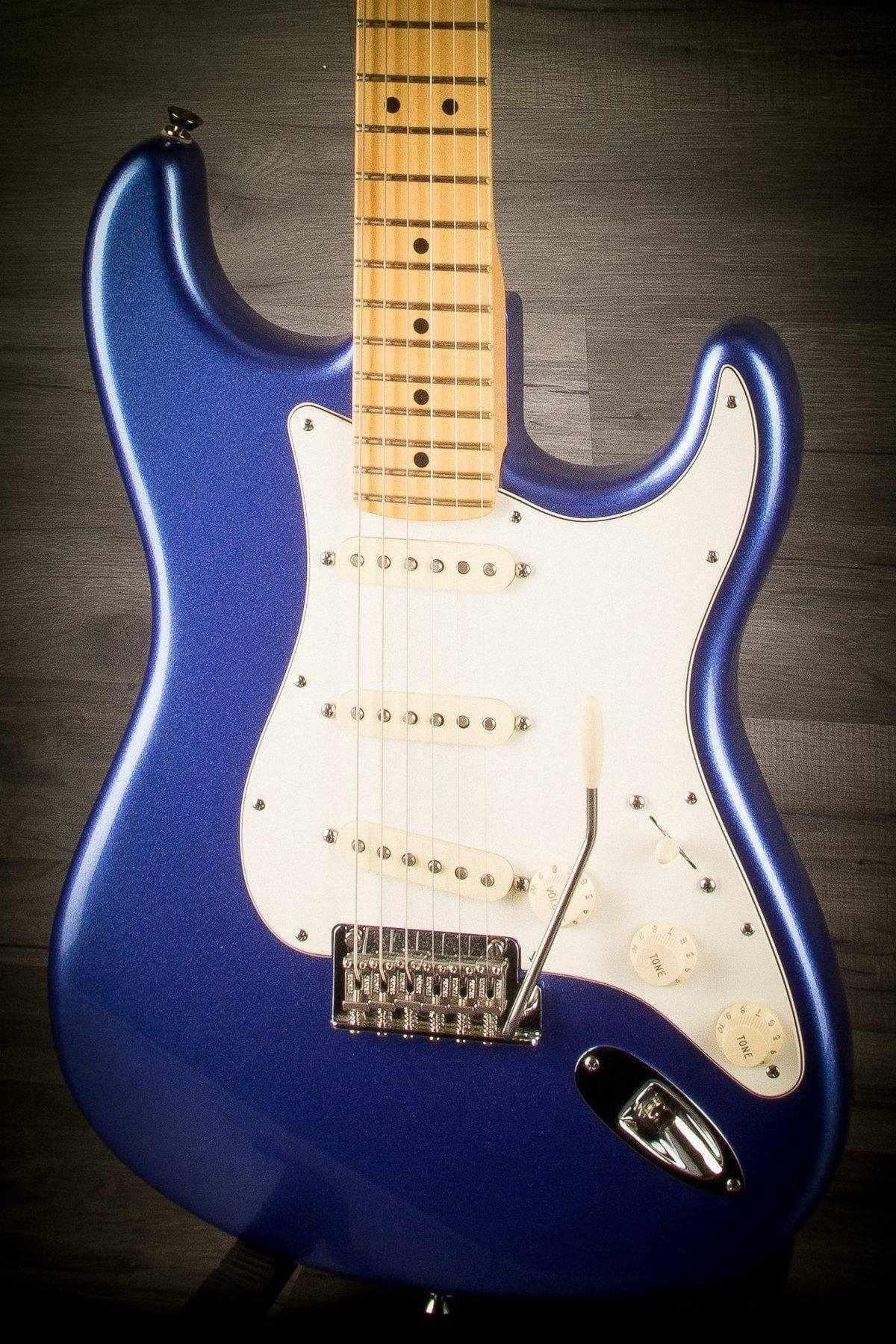 USED - 2014 Fender Ocean Blue Metallic Stratocaster