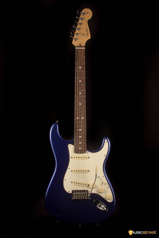 USED - Fender 2013 American Standard Stratocaster - Ocean Blue Metallic