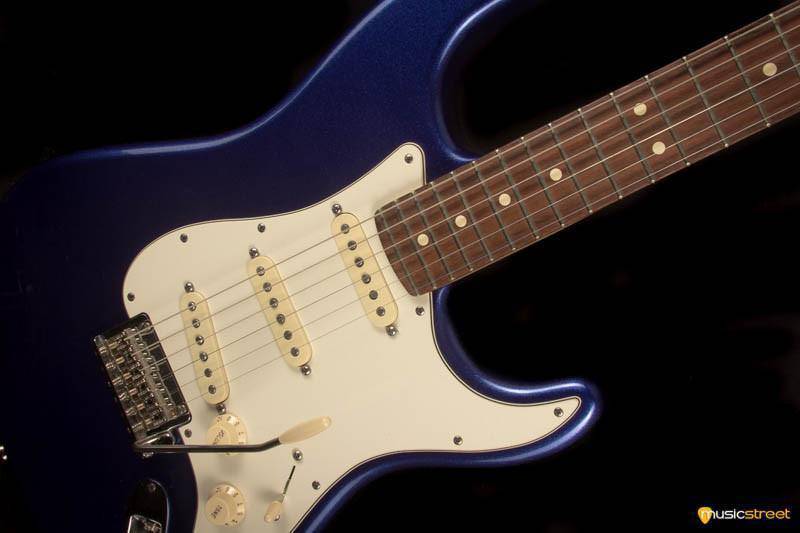 USED - Fender 2013 American Standard Stratocaster - Ocean Blue Metallic