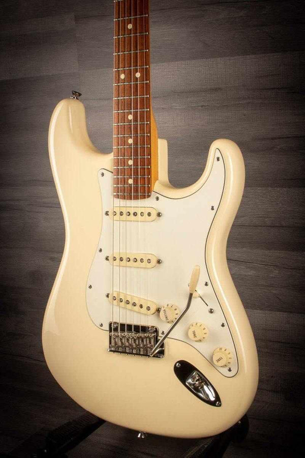 USED - Fender 2014 Limited Edition American Standard Stratocaster 60th Anniversary with Rosewood Fretboard Vintage White
